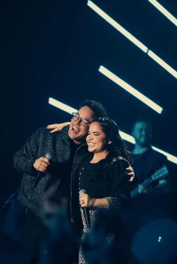 Lançamento Musical: Misaias Oliveira e Cassiane Unem Forças em "Deus Ainda Fala"