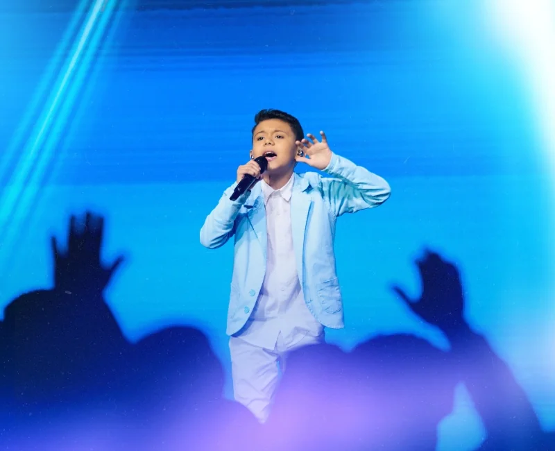Augusto Carvalho lança a poderosa canção "Grandioso Deus", seu primeiro single pela gravadora Todah Music