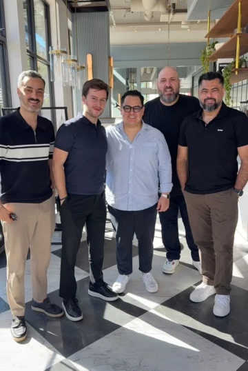 Todah Music amplia conexões internacionais durante agenda nos Estados Unidos